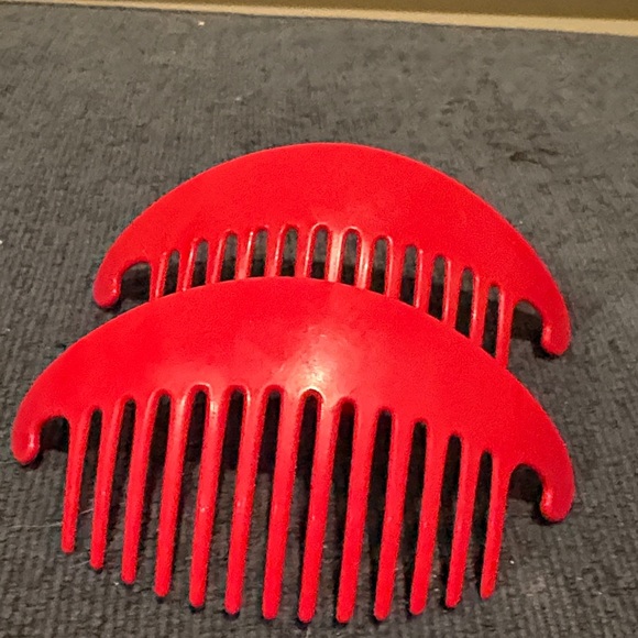 Red Hair Accessory - Picture 3 of 3